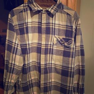 Men’s Flannel Button up shirt